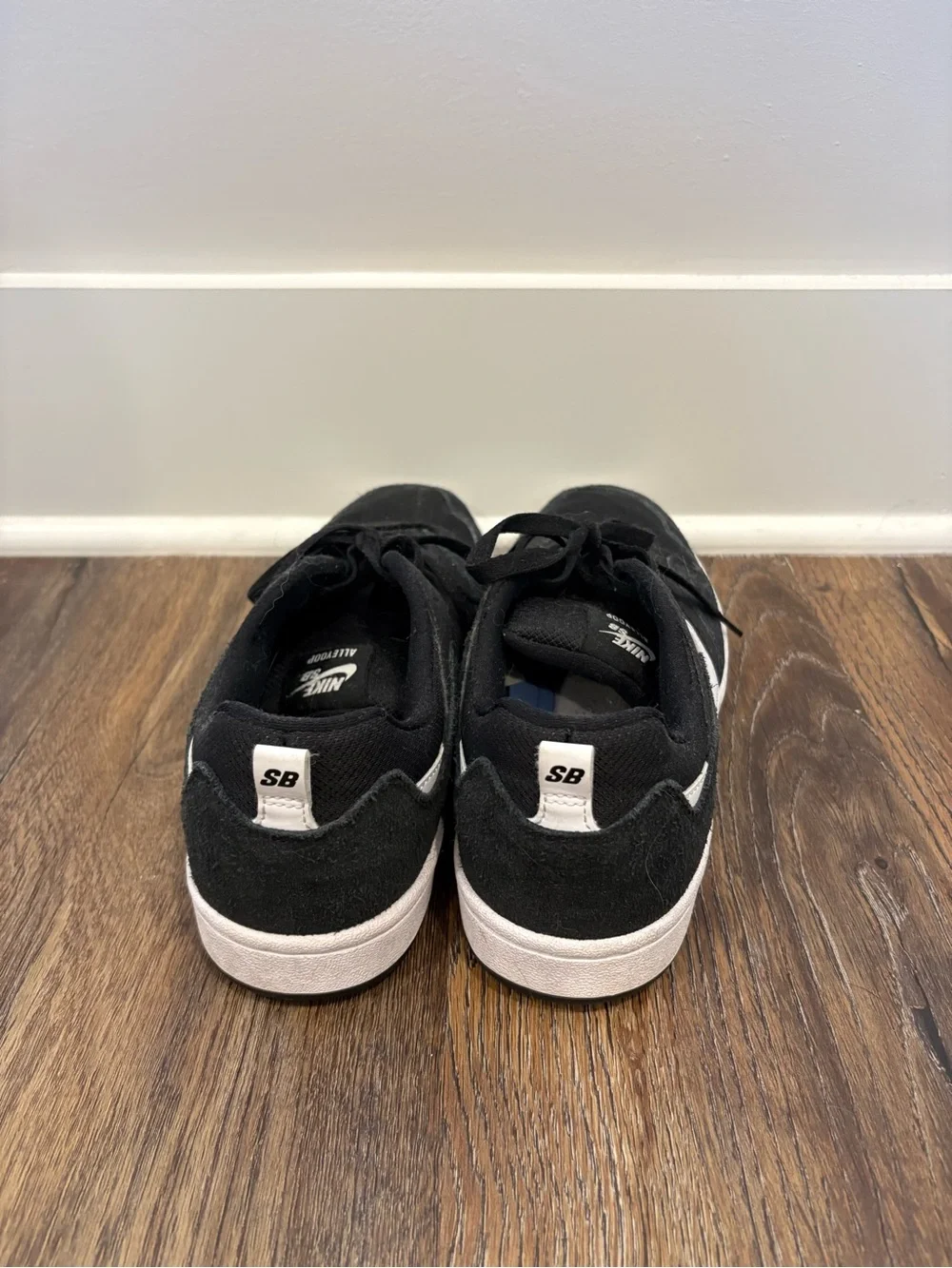 Nike SB Black and White Low-Top Sneakers